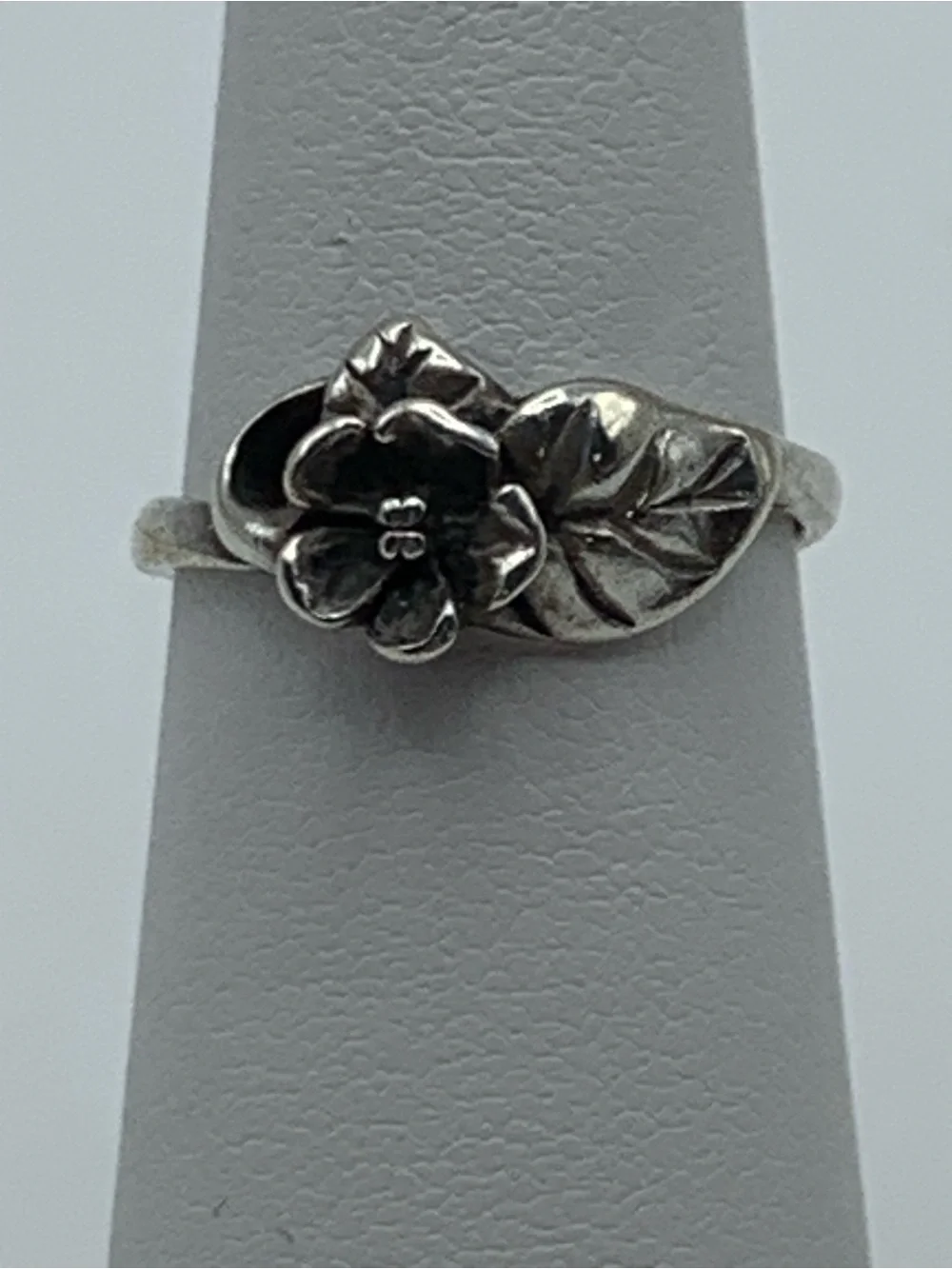 Vintage Shube's Sterling Silver Flower Leaf Ring Size 4.75